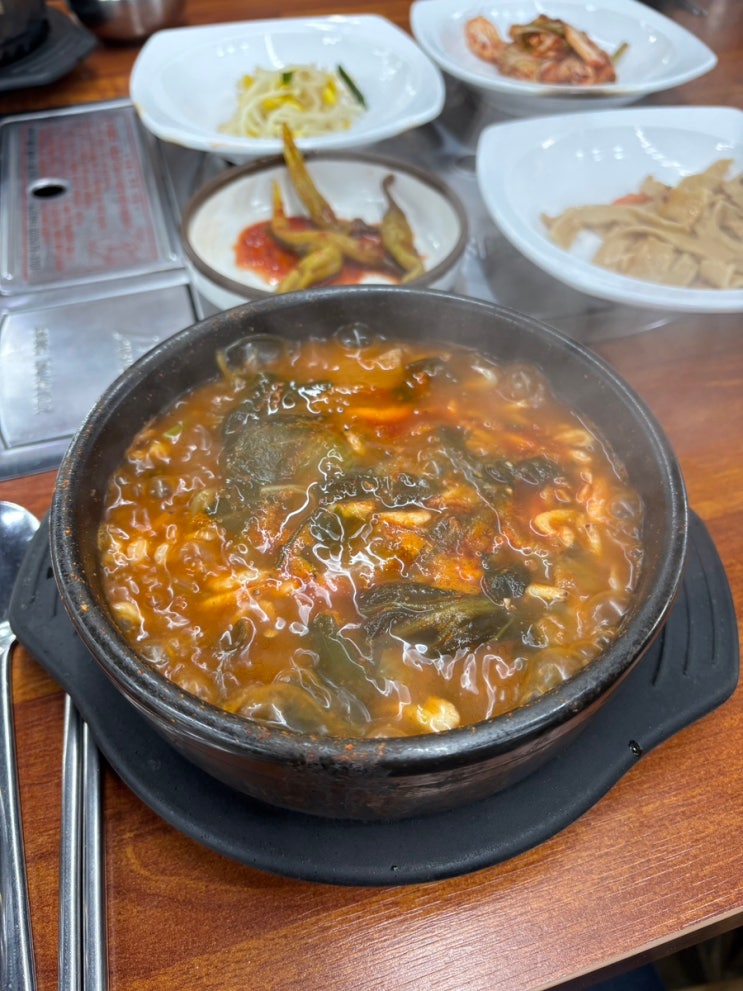  민물새우로 해장국을 끓여주는 고양 일산민물새우해장국.아구찜을 먹어보다 (내돈내산)