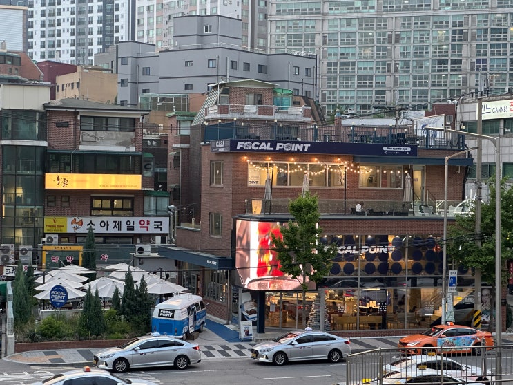  서울역 놀거리 추천 3번 출구 주변 대형 베이커리 카페 포컬 포인트