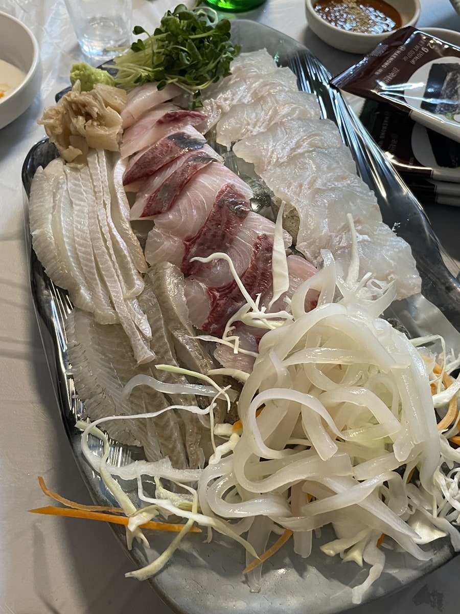 해물나라고래이야기 공항점 사진 3