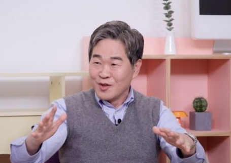  "판사 앞에 서게 해줄까?" 윤유선 부부, 25년 만의 첫 동반 출연에 터진 역대급 폭로전