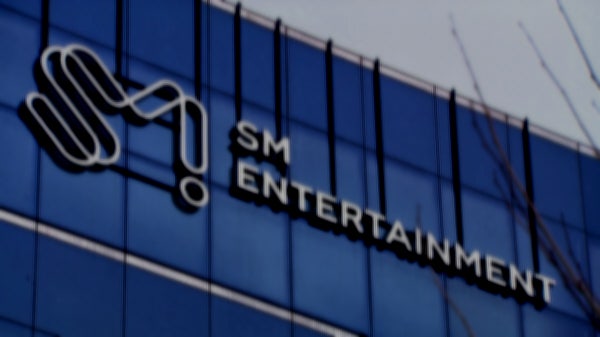  SM엔터테인먼트, 연 매출 1조 돌파 -  영업이익도 109% 퀀텀 점프 - 멀티 레이블 효과 본격화