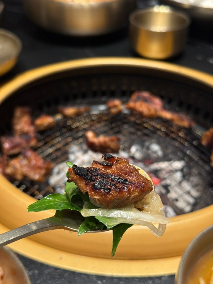  [항동맛집/수목원맛집] 갈비도락 가족모임 완벽 가이드 : 룸예약·생일 혜택·주차 꿀팁 다 모았음