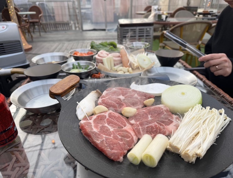  부천 야장 맛집 삼겹살 무한리필 식당 옥상휴게소