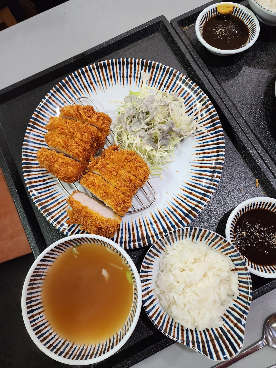 한라돈카츠국수 사진 6