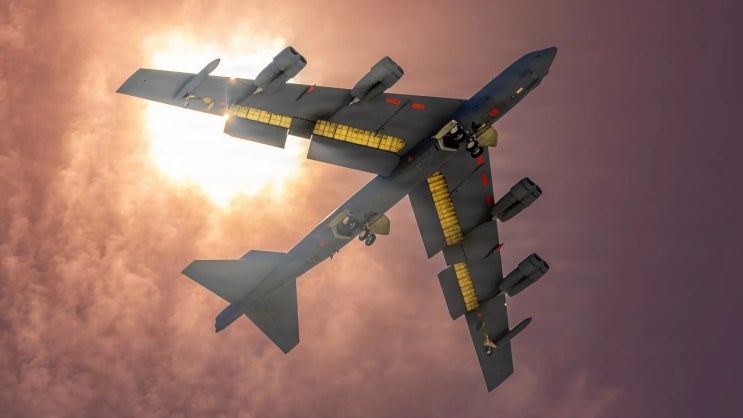 미 공군, New Start 조약 연장 실패에 따라 모든 <b>B-52 폭격기</b>... 