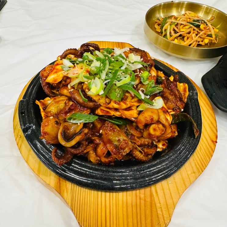 아산 온양온천 맛집 아리랑쌈밥본점 쭈꾸미우렁쌈밥정식 후기