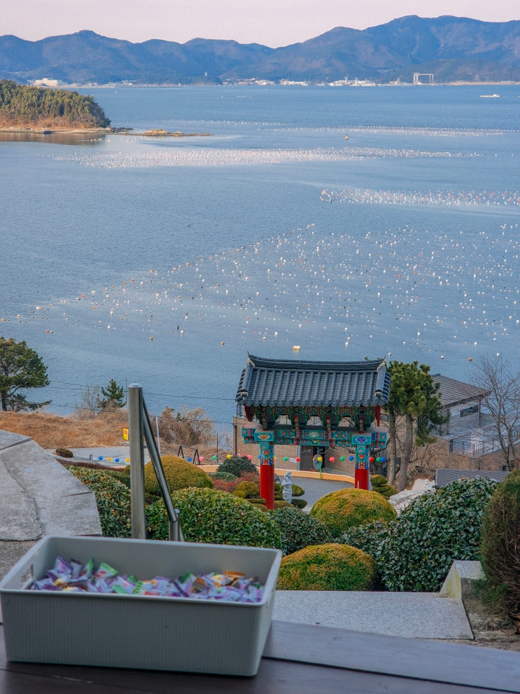  마산 구산 여행 코스, 장수암(주차장, 해안도로)