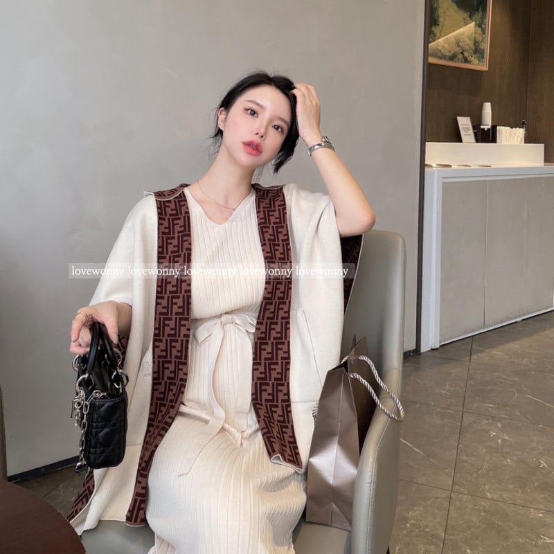 펜디 키즈 판초 케이프 착샷 후기