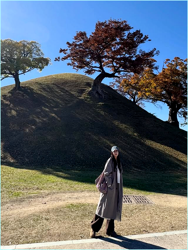  "가을 경주를 씹어먹었네요" 정유미, 윰블리표 올드머니룩의 정석
