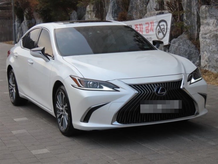  렉서스 es300h 중고 하이브리드 세단의 가치의분석