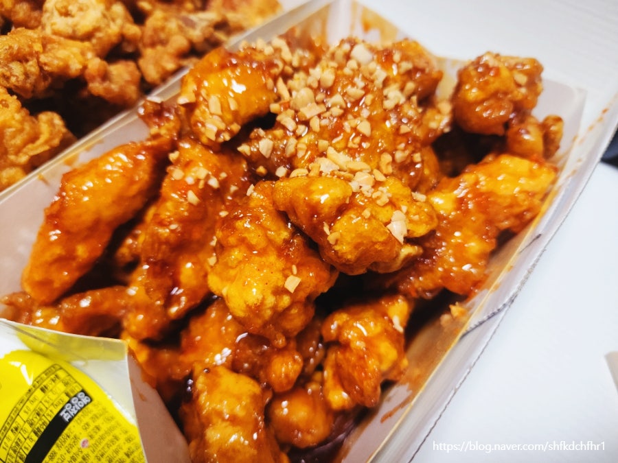 호식이두마리치킨 계양1호점 사진 2