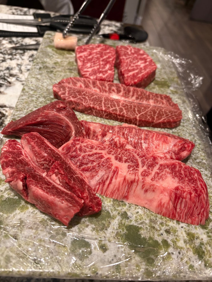  구로 신도림 한우 맛집, 소한마리 구성 미쳤다 (부모님 모시기 좋은 곳)
