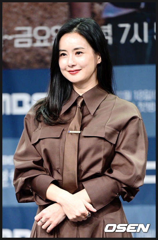  "전 청담동 며느리" 최정윤, 5살 연하 '이 남자'와 깜짝 재혼! 충격적인 근황 최초 공개