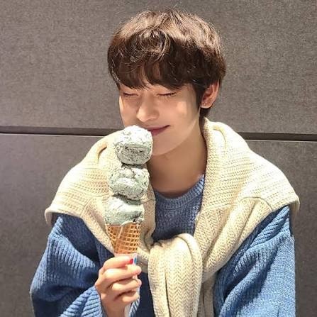 ENHYPEN's Sunoo: With a Beautiful Smile and an Observant Gaze