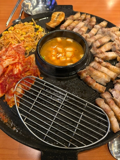 효자동솥뚜껑 오겹살이 맛있어 재방문한 신창동 고기집