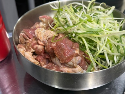 일산 식사동 고깃집 가성비 질 좋은 특수부위집 [옛날돼지부속집] 찐후기