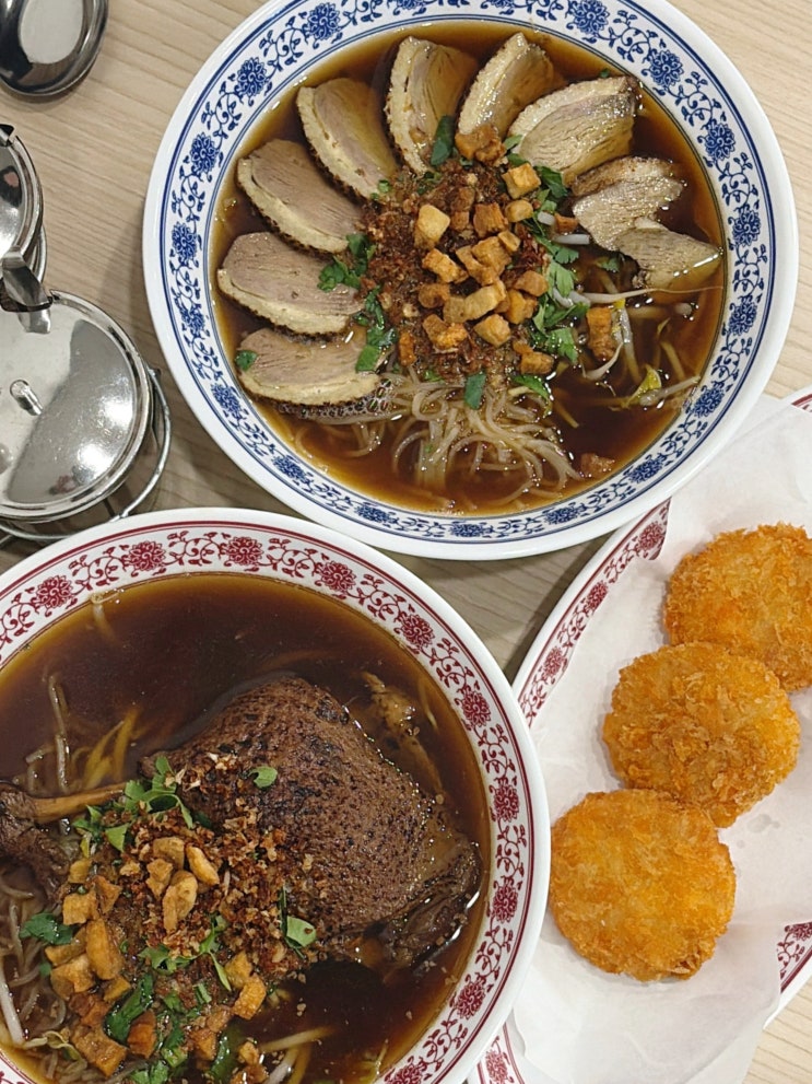  대전쌀국수맛집 태국쌀국수 하루 20인분 한정 오리통다리쌀국수 궁동 나와민오리국수
