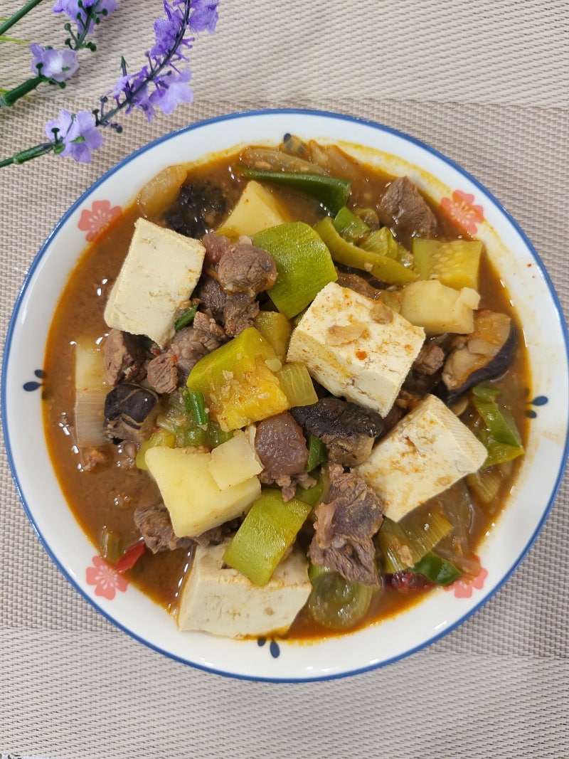 한우 국거리 된장찌개 끓이는 법 깊은 맛 소고기 된장찌개 레시피