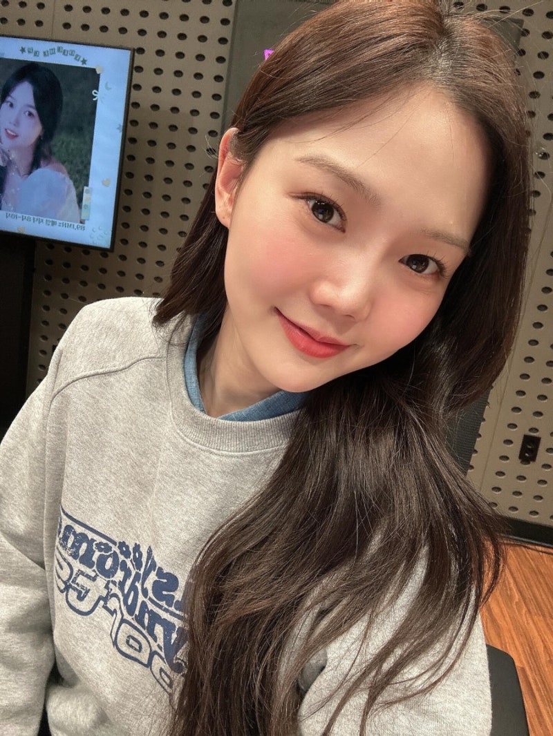 260216 오마이걸 효정의 볼륨을높여요 공식인스타 효정