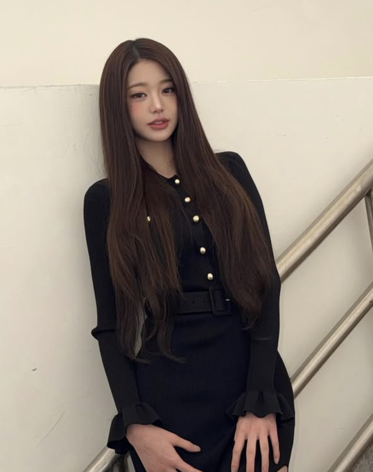  라인 살리는 게 핵심 웨이브체형 연예인 특징 코디 정리