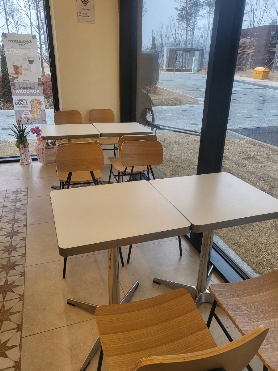 트리플에이커피 대전도안호수공원점 사진 6