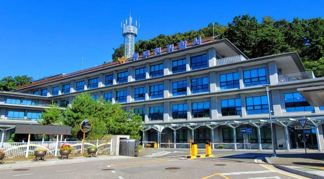  [속보] "폐가 체험 가자" 여중생 산속에 버리고 간 일당...30대 주범 구속
