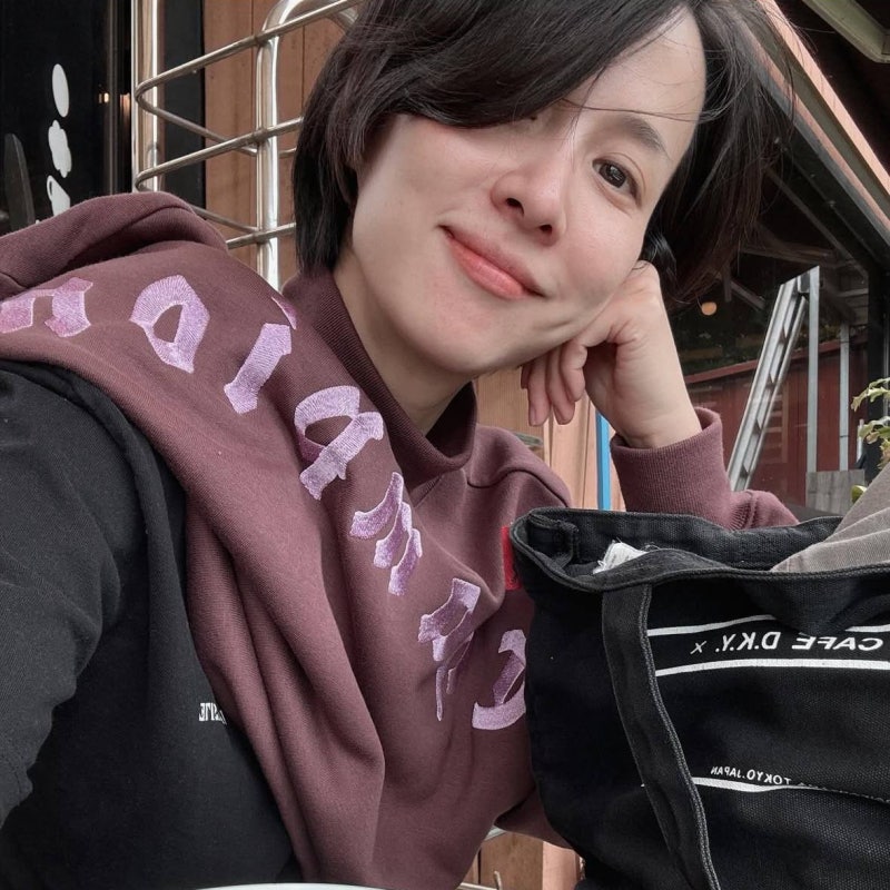 조여정 10년 어려보이는 비결은? 40대 숏컷 레이어드 보브컷 턱선 라인 핵심