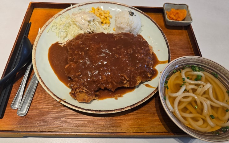  부산 커넥트현대 돈까스 맛집 토나리와 초코 듬뿍 고디바 베이커리