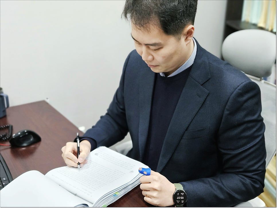 집행유예 선고유예 기소유예 뜻 비교 공무원결격사유 관련 사진
