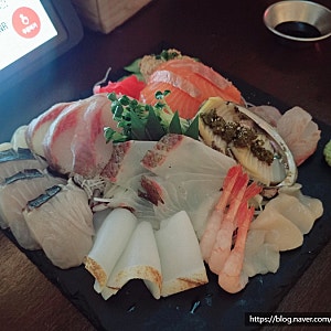 [울산] 쫄깃한 숙성회와 칵테일한잔. 달동맛집 '이자카야 낼름'