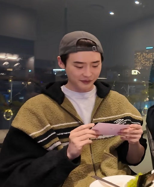아이유 이종석 발렌시아가 커플룩? 직접 해명한 진짜 이유