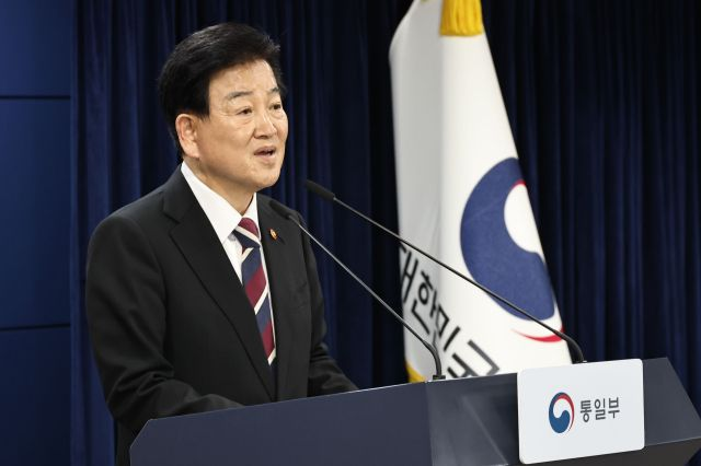  북한은 무인기 사과 없는데 우리만? 정동영 "적대 상황에서 날린 것과 민간인이 날린 것 달라"