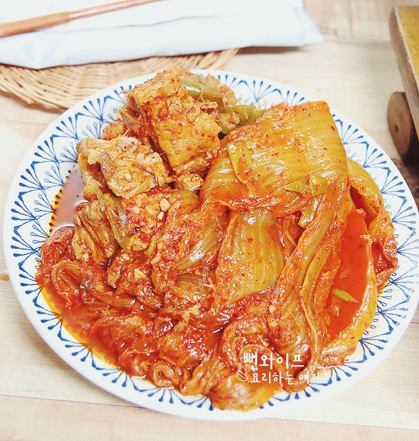 김치찜 레시피 누린내 없이 부드럽고 깔끔한 돼지등뼈 김치찜