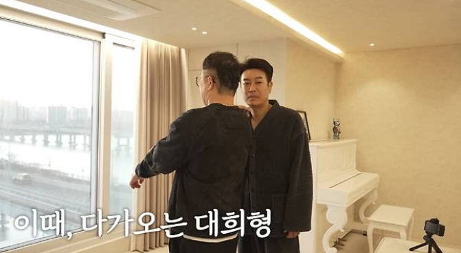 “집이 230억?” 김대희 '한강뷰' 새집 공개…둘째 딸 '한의대 합격' 겹경사 (‘슈파tv’)