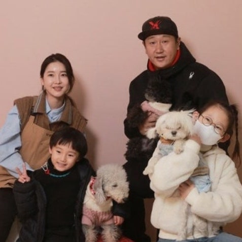 이대호 야구선수 아내 와이프 신혜정 집 연봉 아들 딸 자녀 프로필 나이 고향 가족 학력