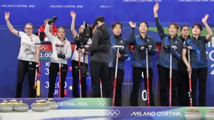  여자 컬링 스위스전 5-7 석패… 승부 가른 ‘9엔드’ 치명적 실수, 4강 적신호 켜졌나? 