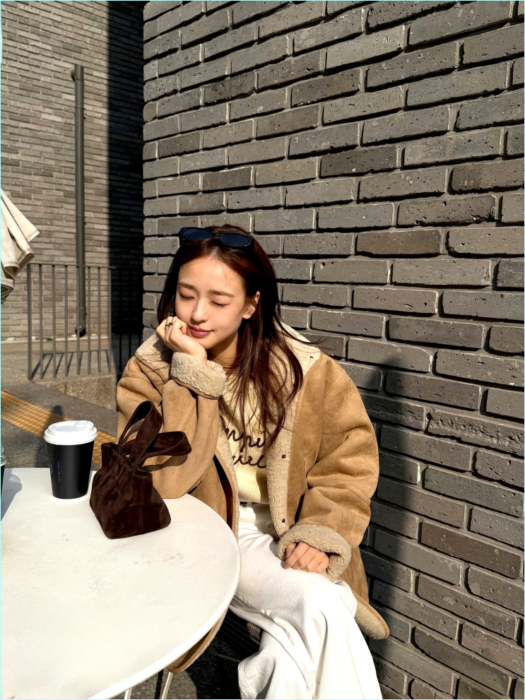  "귀여운 요정은 어디 가고..." 손연재, 애 키우더니 180도 달라진 '시크 커리어우먼' 근황에 커뮤니티 발칵