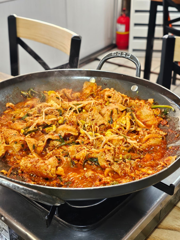  제주 두루치기 맛집 '현옥식당' 혼밥 가능한 가성비 찐 도민 맛집
