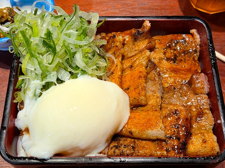  다수의 블로거 센세들의 추천으로 다녀온 부타동 맛집 신사 고쥬