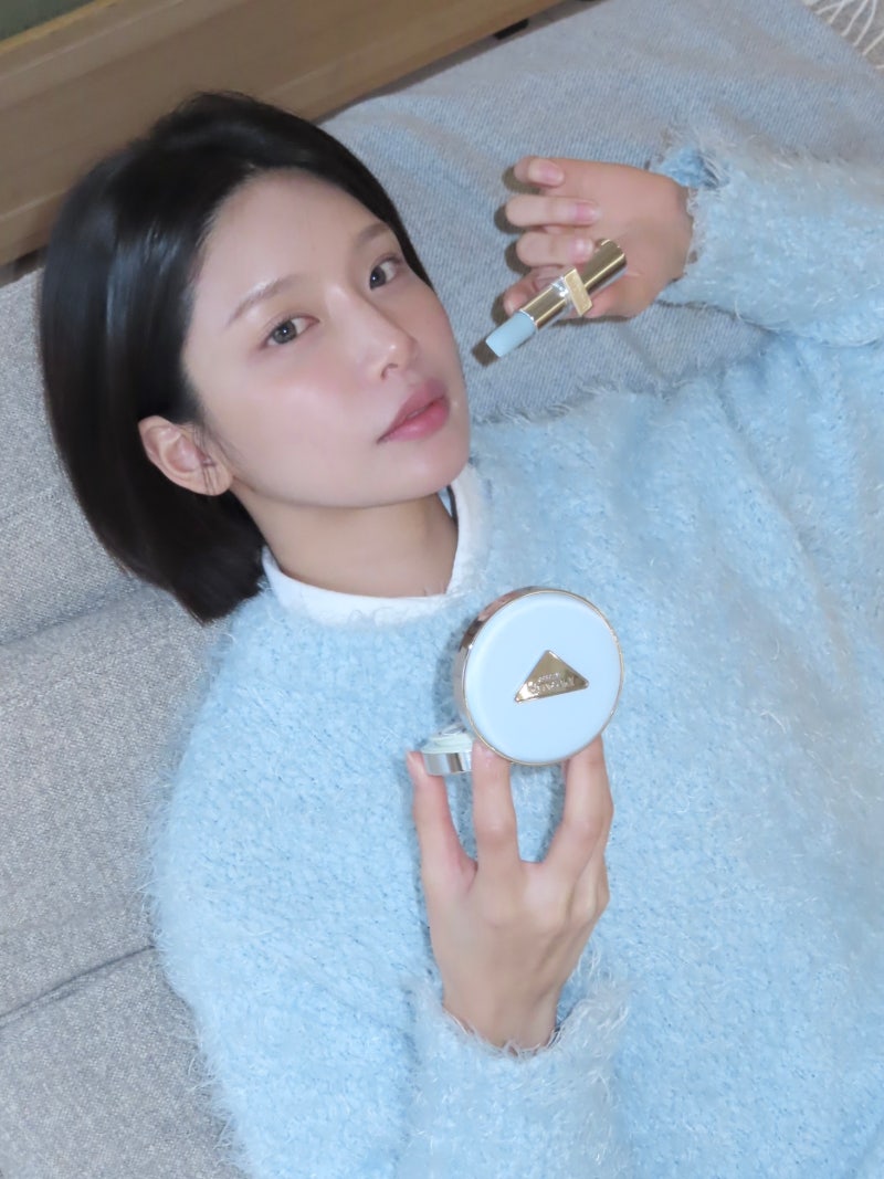 [프라다 리빌 메쉬 쿠션] 프라다 블루밤 사용 후기 알려드려요~