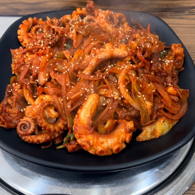  방이시장 맛집 / 부드럽고 탱탱한 낙지볶음이 맛있는 곳 [ 꽃낙지 본점 ]