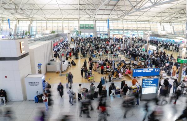 인천공항, 설 연휴 일평균 23만 1천명 이용 …역대 최다여객