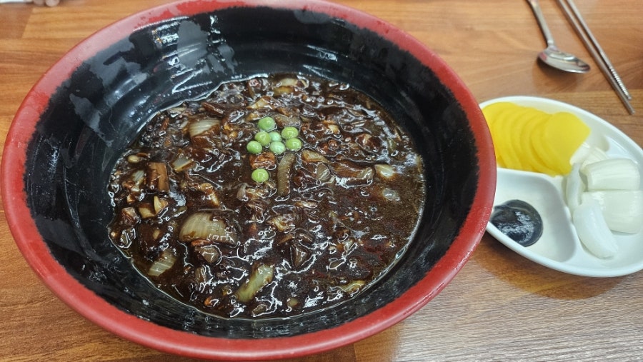 홍보석 사진 3