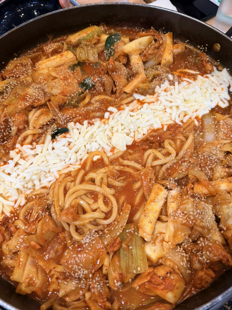 홍춘천치즈닭갈비 길음뉴타운점 사진 4