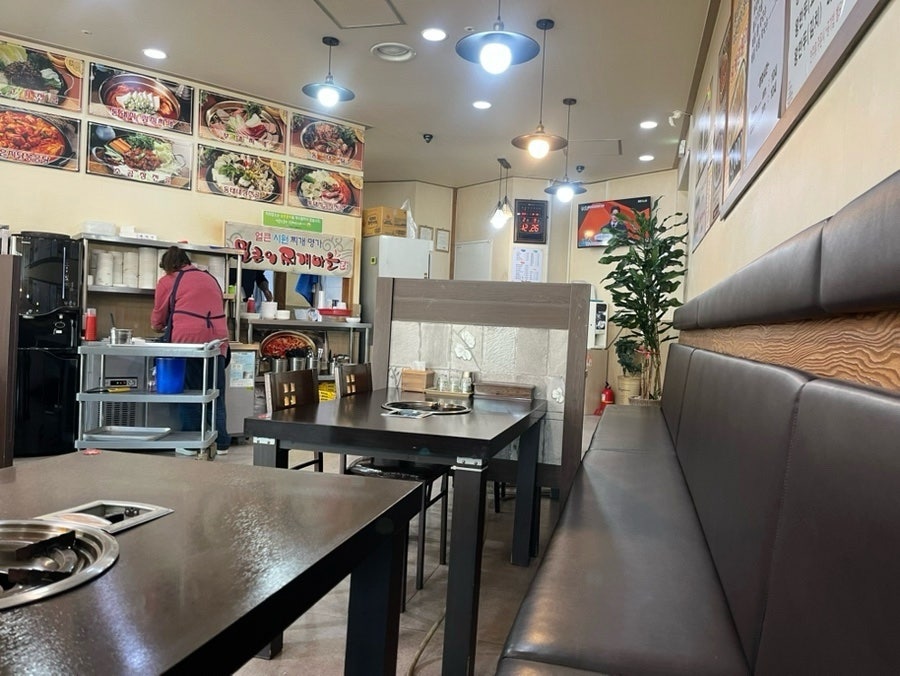 얼큰이찌개마을 반월역점 사진 5