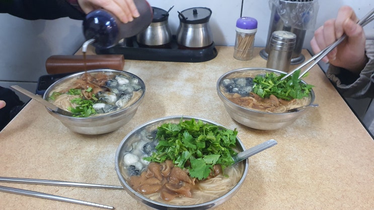  타이베이 곱창국수 현지인 맛집 아촨굴국수 위치, 가격, 아종면선과 비교썰
