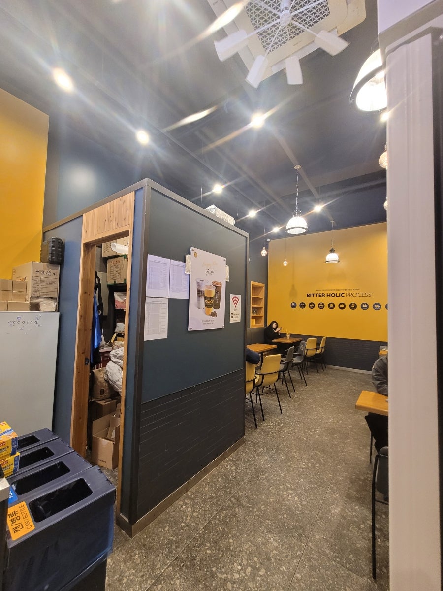 컴포즈커피 완주이서점 사진 3