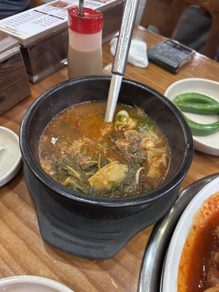 명품청기와감자탕 안양박달점 사진 4