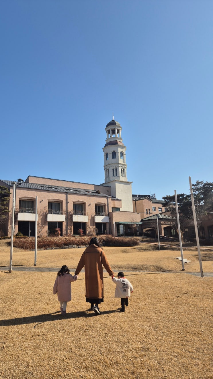  [김포메이필드]김포공항 가까운 강서구 메이필드호텔(수영장. 조식 캐슬테라스 뷔페. 산책로 벨타워)후기편