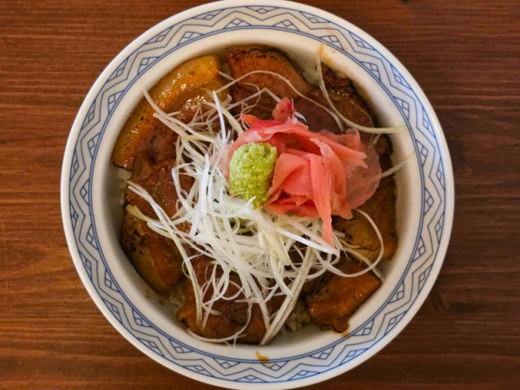  홍대입구역 맛집 일식 종로돈부리 연남 부타동 규동 후기